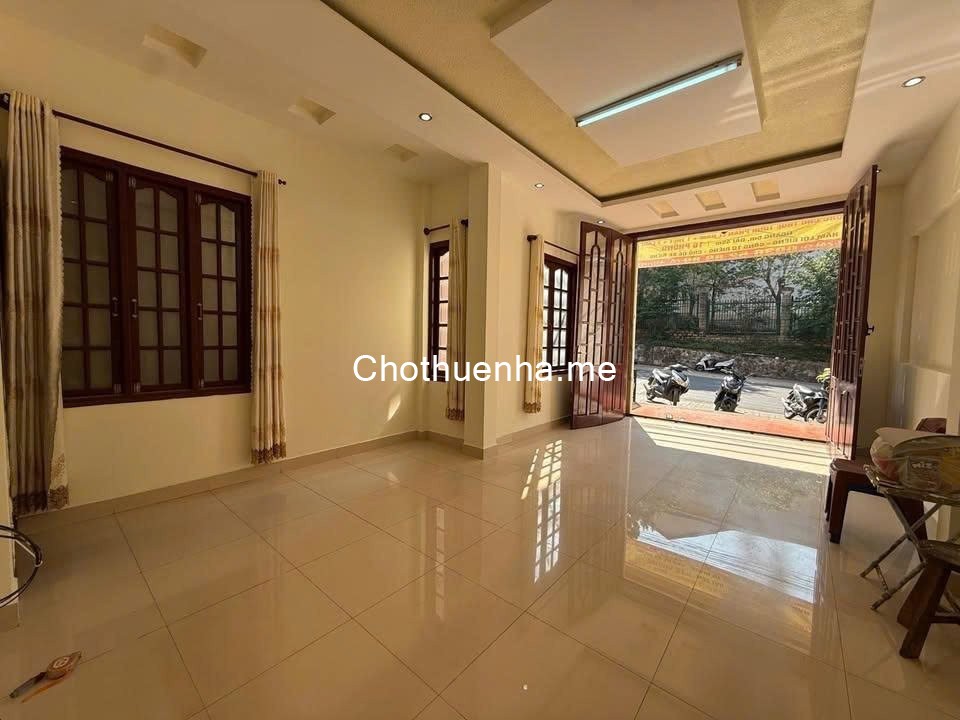 Cho thuê nhà mặt tiền Mai Hắc Đế, phường 6, Đà Lạt 25 triệu/tháng