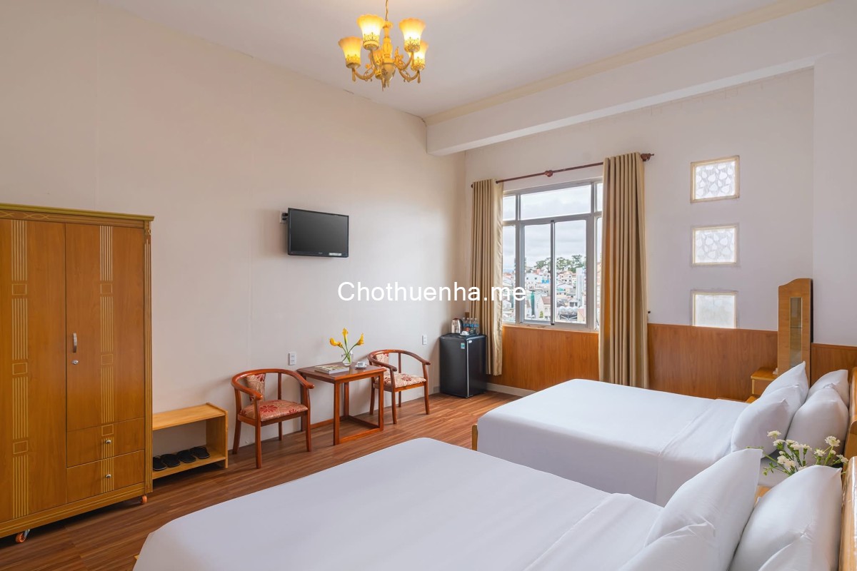Cho thuê khách sạn 41 phòng ngay trung tâm đà lạt diện tích 550m , 110 triệu