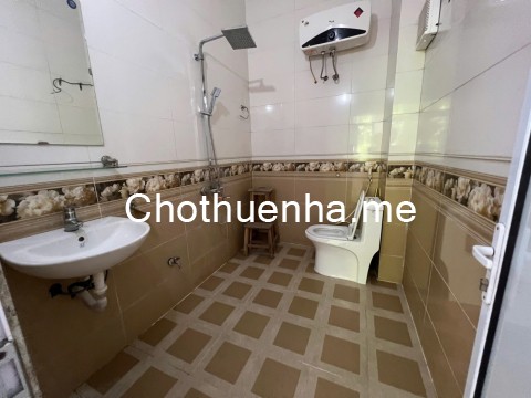Cần cho thuê nhà ngõ Minh Khai 32m² x 3,5 tầng, 3PN, 3WC - giá 13 triệu/tháng