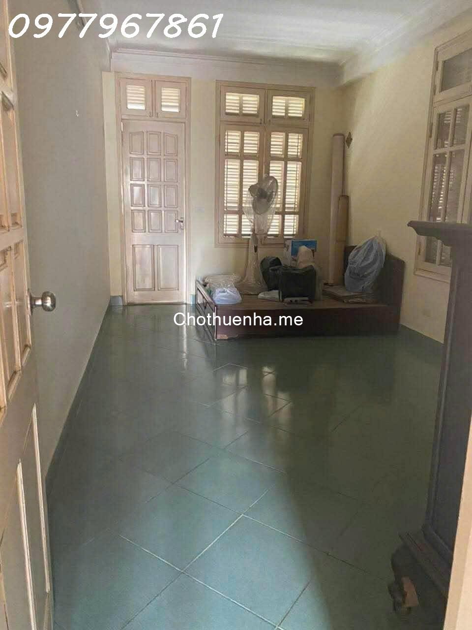 Cho thuê nhà 3 tầng siêu đẹp tại Tây Mỗ, Hà Nội, full nội thất xách vali vào ở ngay
