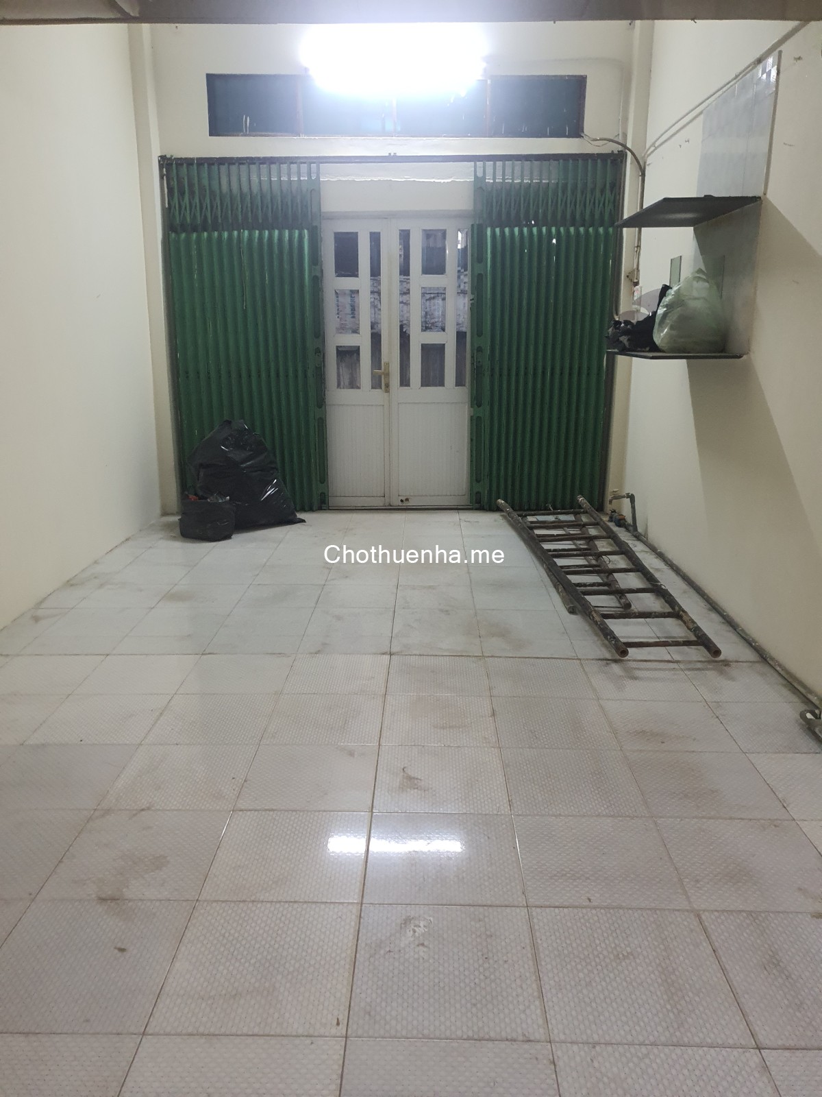 Cho thuê nhà cấp 4 NC 3,5 x12 nhà trống suốt có 1 gác lê thị bạch cát , phú thọ 7tr5 ai có nhu cầu