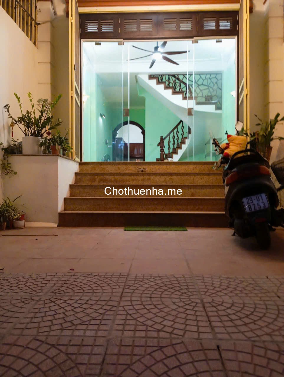 Chỉ 8 triệu thuê VP, tầng 1, 71 Đặng Thùy Trâm, DT 61m2, đắc địa, sát ngã 5