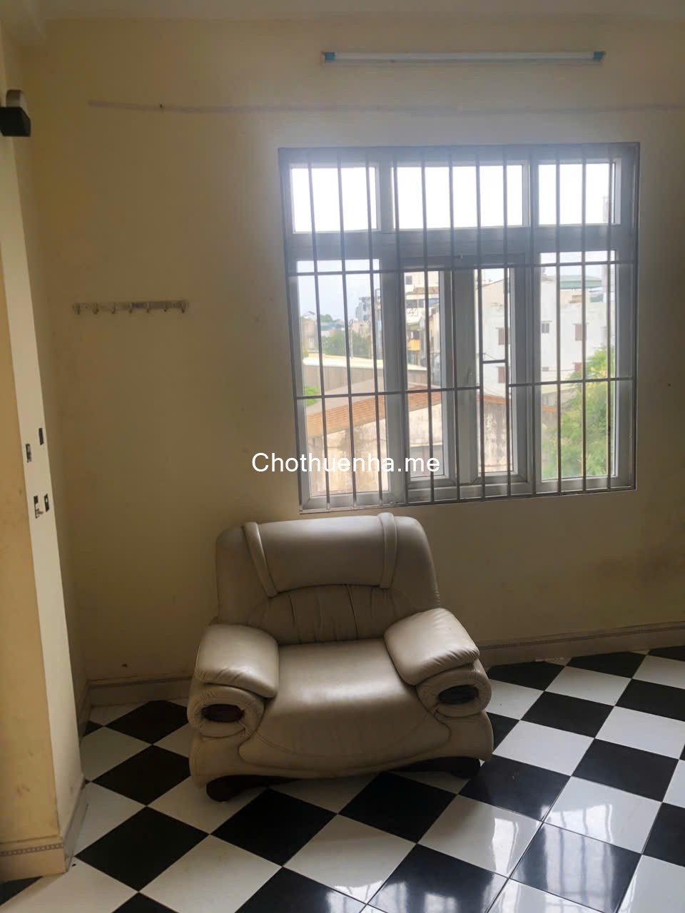Cho thuê nhà riêng 4 T ngõ 111 Phúc Thịnh, Kiến Hưng, Hà Đông