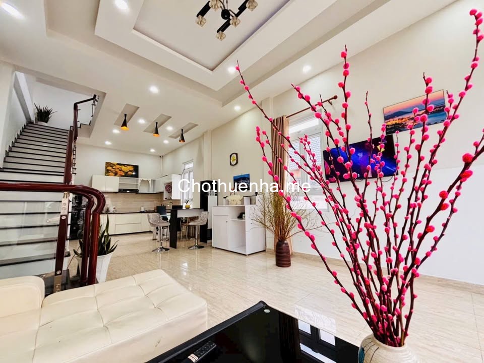 CHO THUÊ VILLA FULL NỘI THẤT CƠ BẢN ĐỒI THÔNG TIN PHƯỜNG 8 GIÁ 12TR