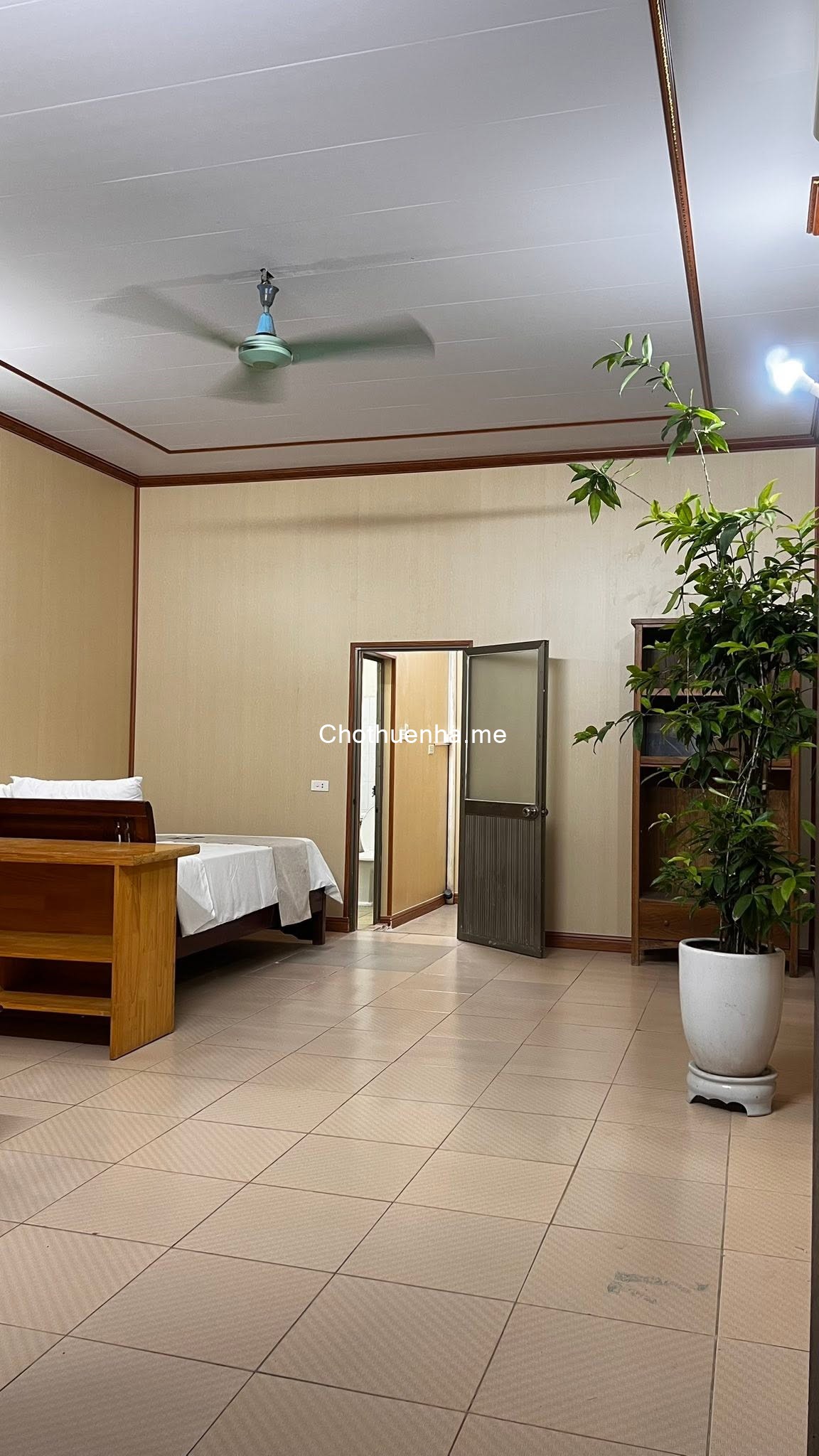 Chính chủ cho thuê nhà tại Địa chỉ: Số 4A ngõ 96 Tô Ngọc Vân - Quận: Tây Hồ