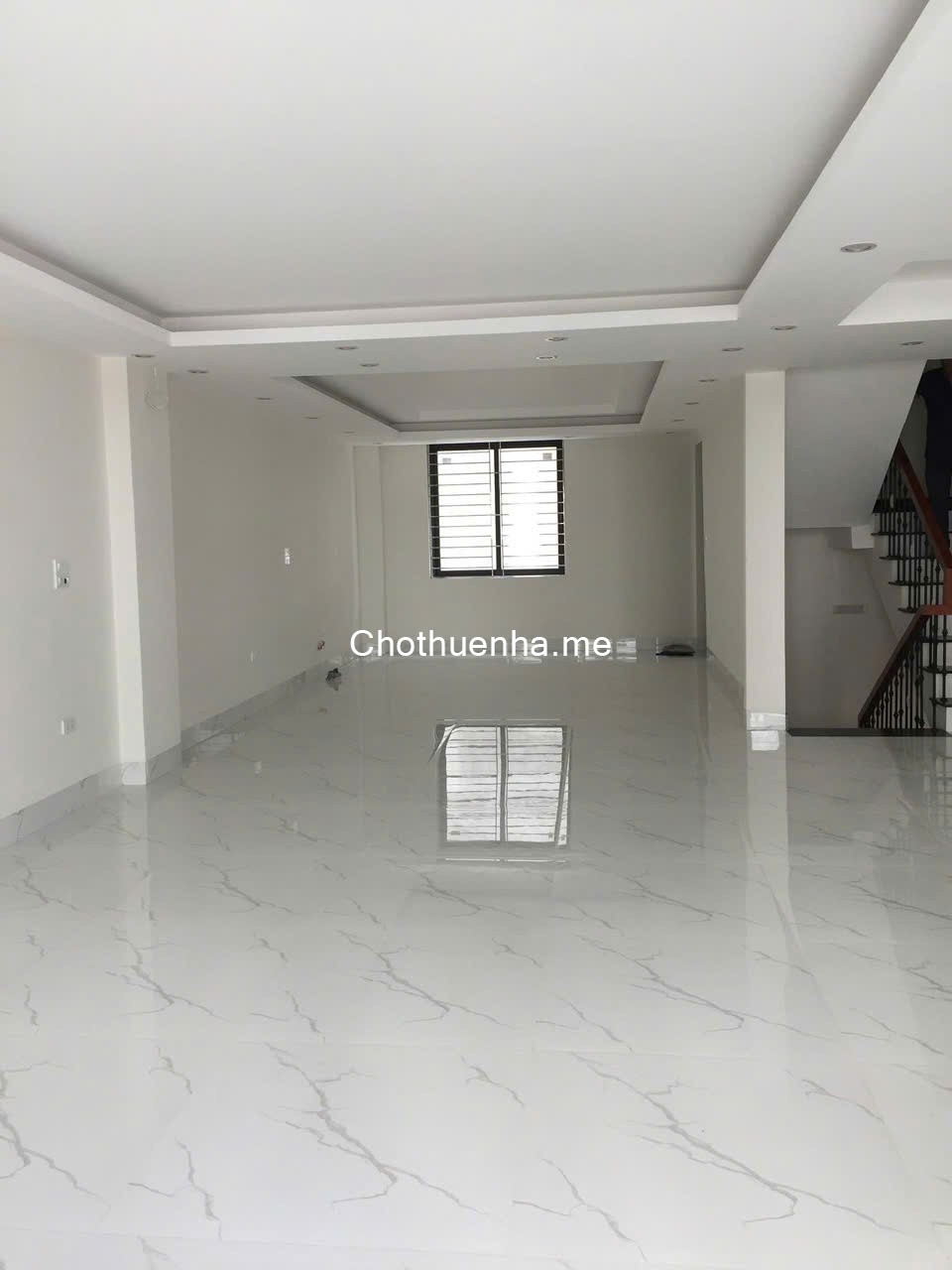 Cho thuê nhà Nguyên căn mặt phố trung tâm Trâu Quỳ/Gia Lâm 80m2 mtien 10m đường 22m