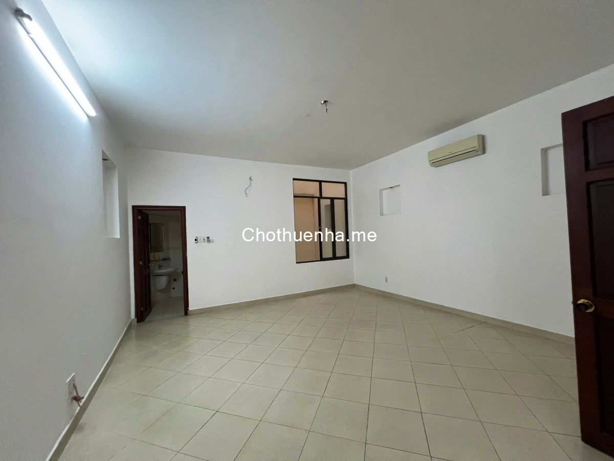 Cho Thuê Nhà NC Đường 45 Tân Quy, Q7. DT 5.3x20m, 3 Lầu, 5PN,