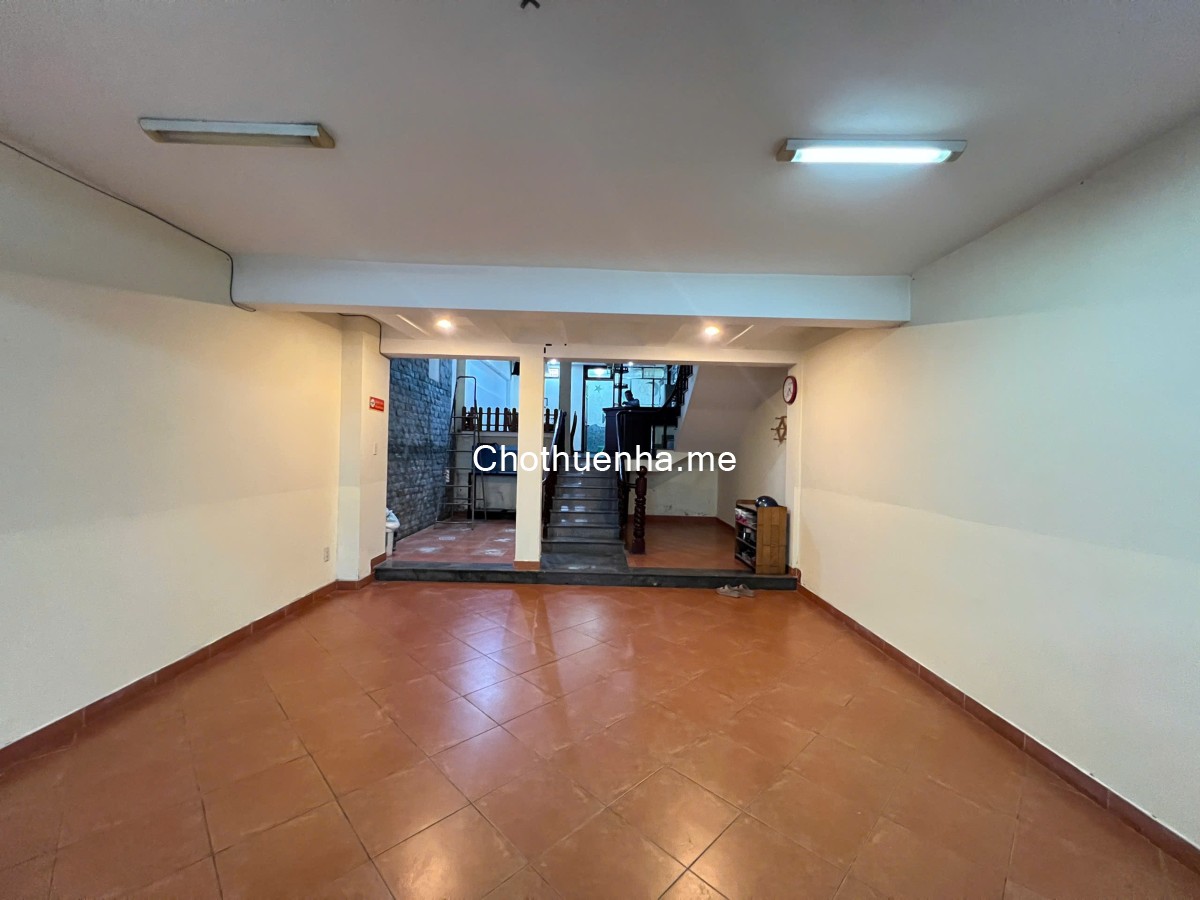 Cho Thuê Nhà NC Đường 45 Tân Quy, Q7. DT 5.3x20m, 3 Lầu, 5PN,