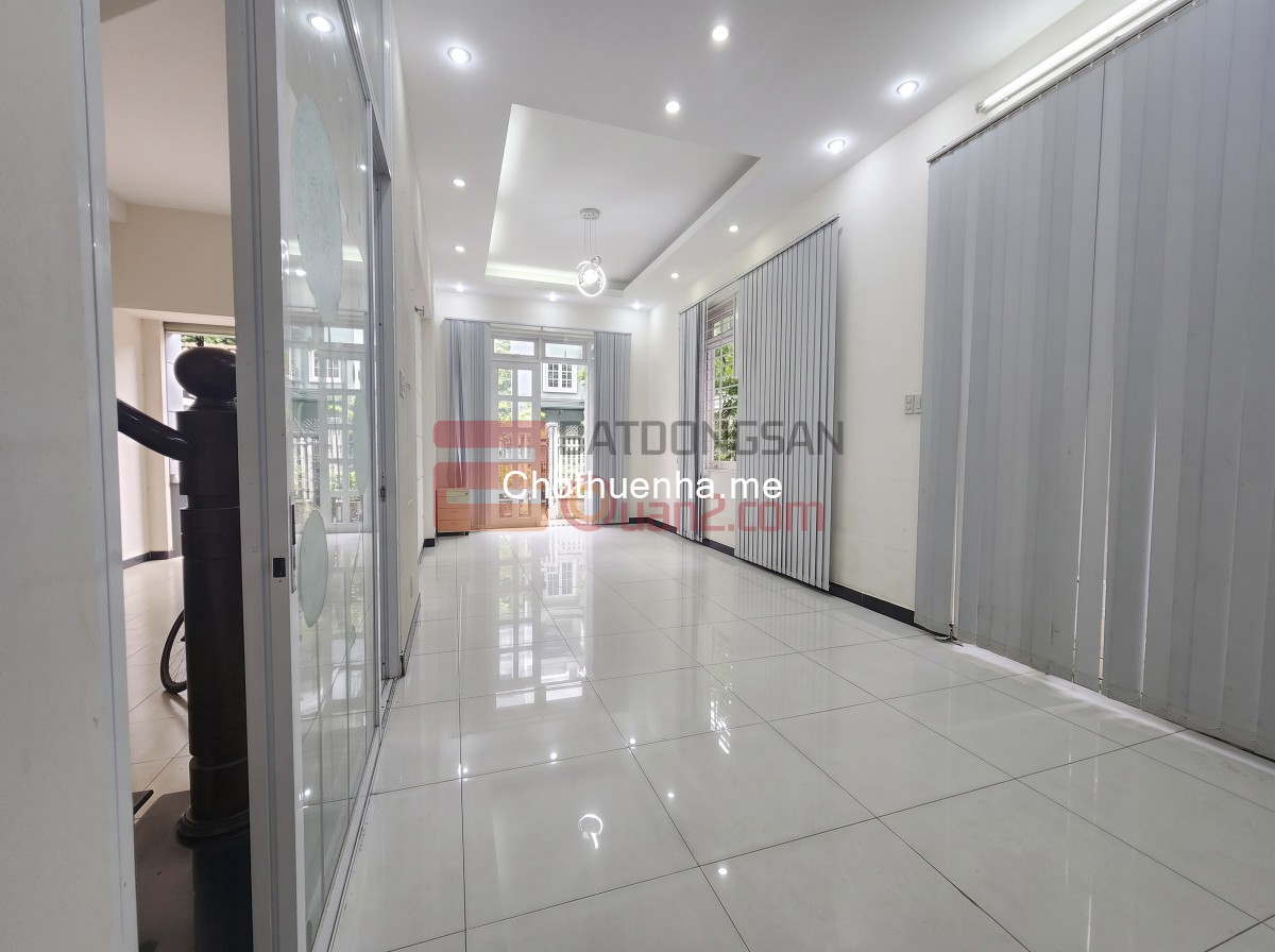Chính chủ gửi cho thuê biệt thự sân vườn phường An Khánh Quận 2