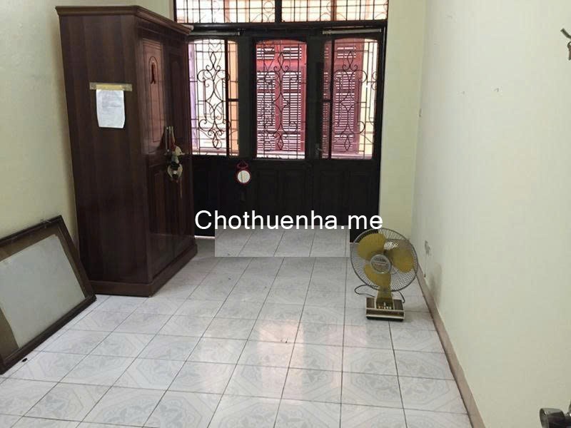 Nhà riêng ngõ phố minh khai gần đầu bạch mai dt30m2x4t giá 10tr