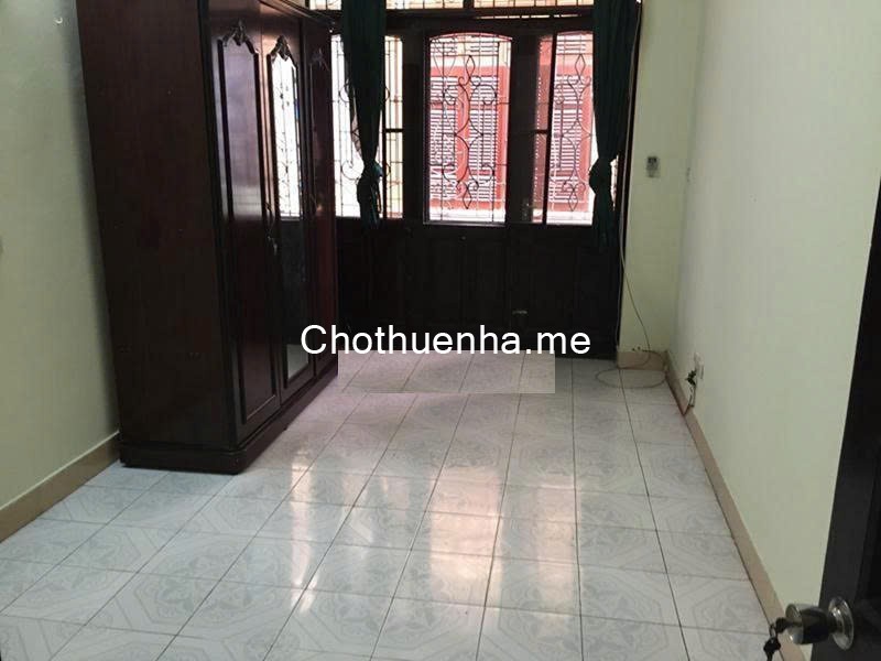 Nhà riêng ngõ phố minh khai gần đầu bạch mai dt30m2x4t giá 10tr