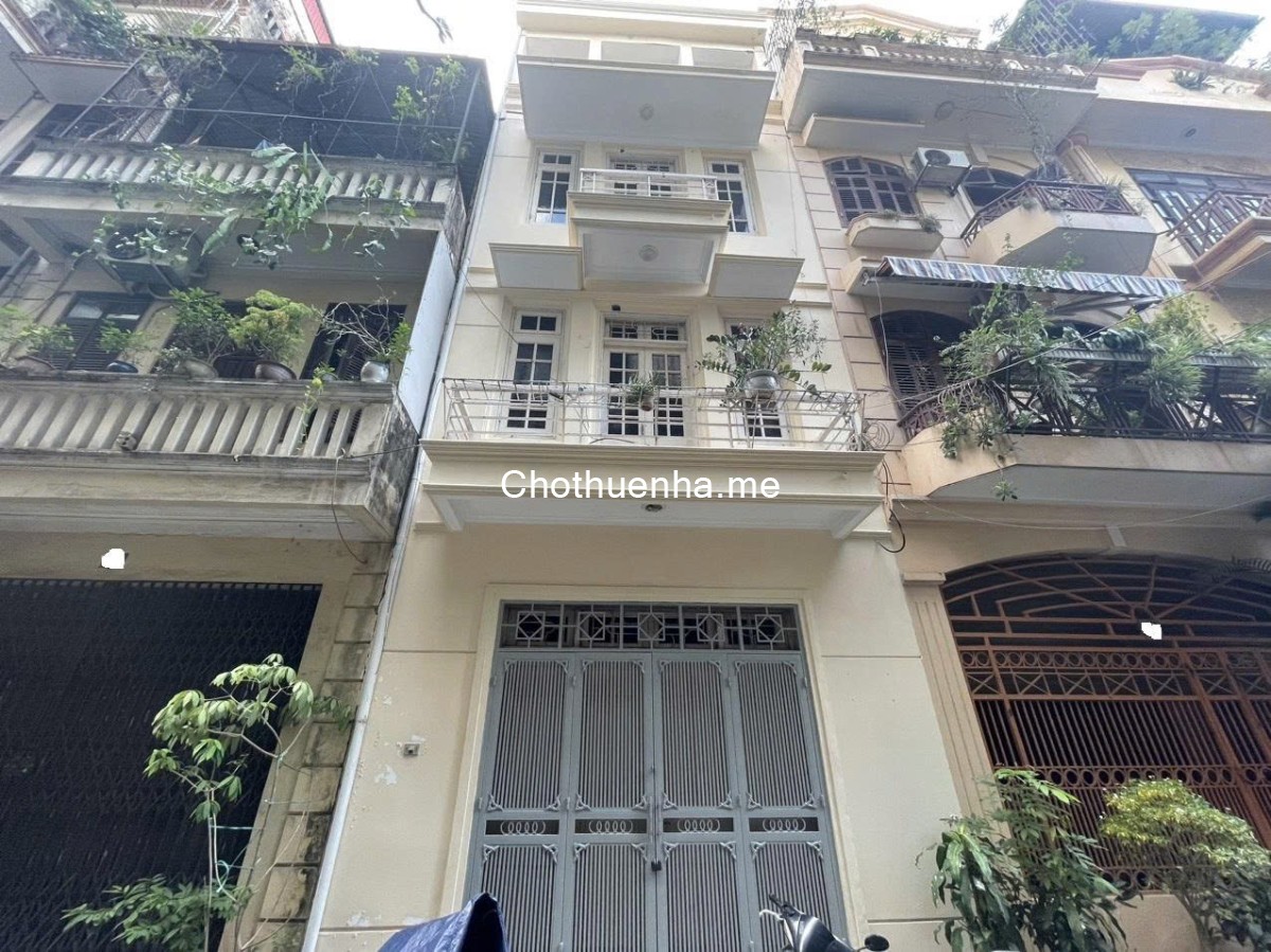 Nhà riêng ngõ phố minh khai, ngõ quỳnh diện tích 55m2x4t giá 15tr có thương lượng