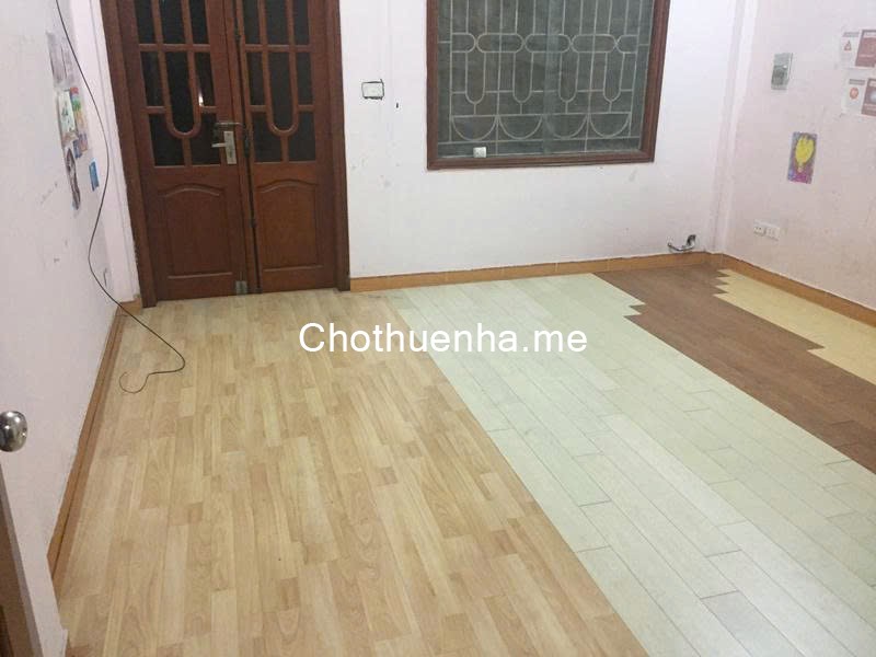 Nhà riêng ngõ 663 trương định gần nam đô dt60m2x3t giá 8tr