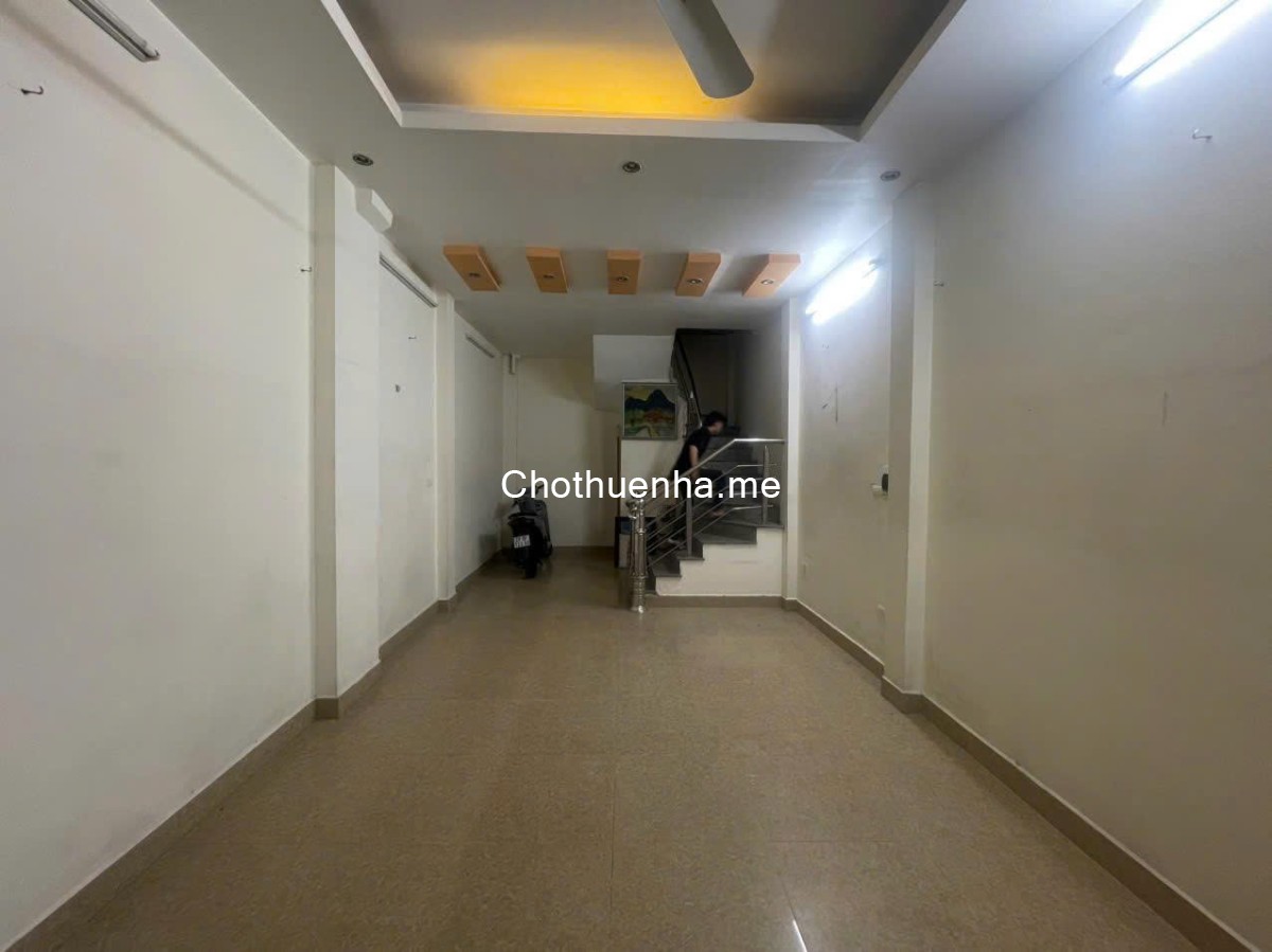 Nhà riêng ngõ phố tân mai nguyễn chính dt45m2x4,5t giá 15tr