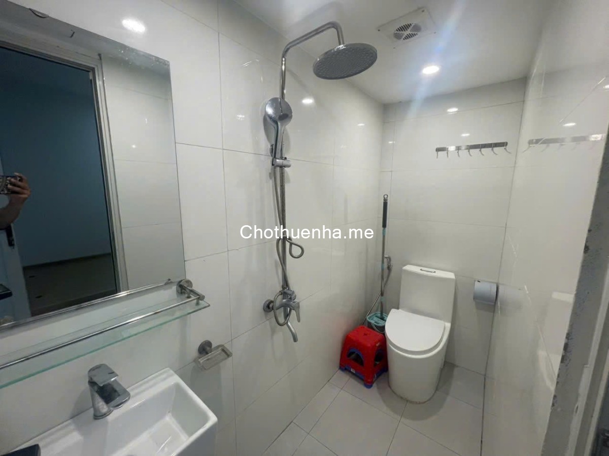 Nhà riêng cấp 4 ngõ 70 phố mai động dt35m2x1 tầng giá 5tr