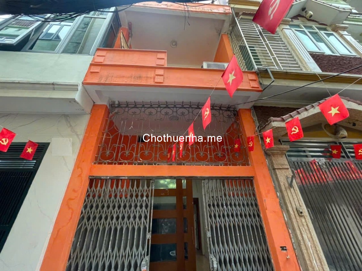 Nhà riêng ngõ 383 trần đại nghĩa dt35m2x3t giá 10tr