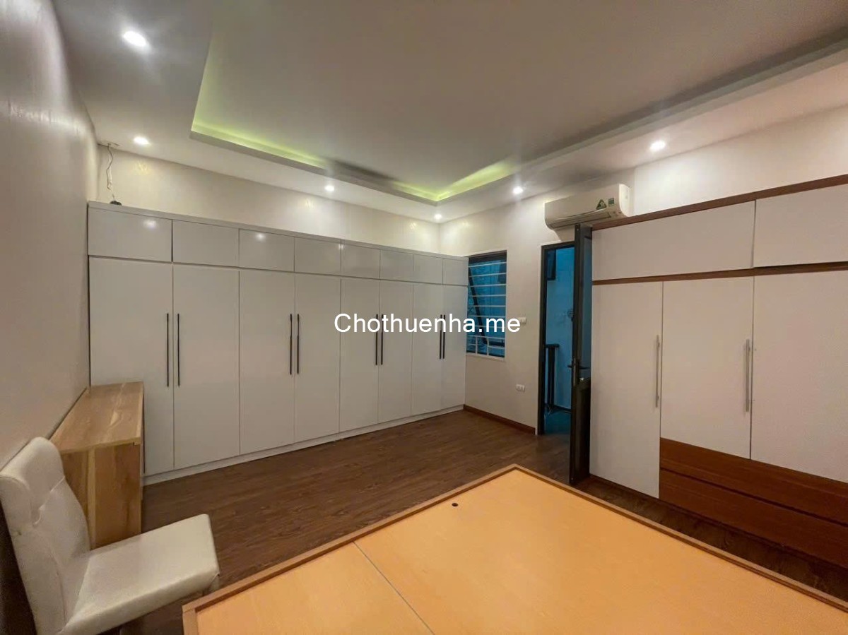 Nhà riêng ngõ 120 phố định công gần giải phóng dt70m2x4t giá 23tr