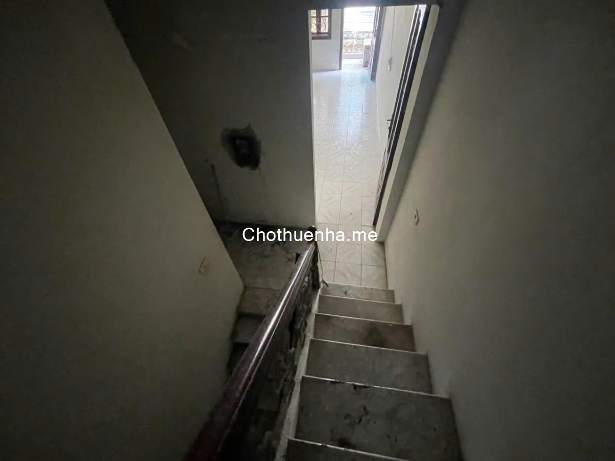 Cho thuê nhà riêng Tam Trinh, Hoàng Mai, dt30m2x4t, giá 9 triệu