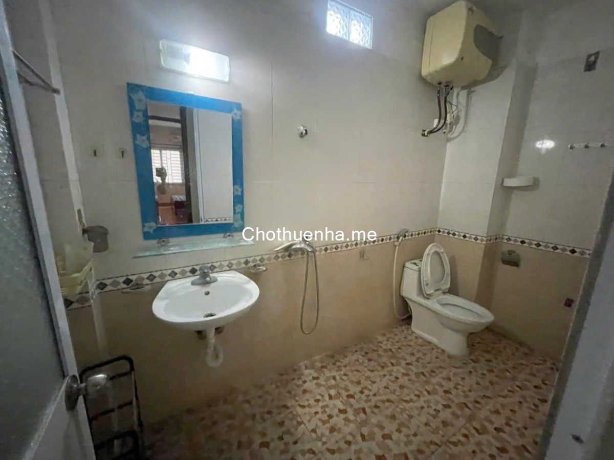 Nhà riêng ngõ 259 vĩnh hưng dt35m2x5t giá 11tr