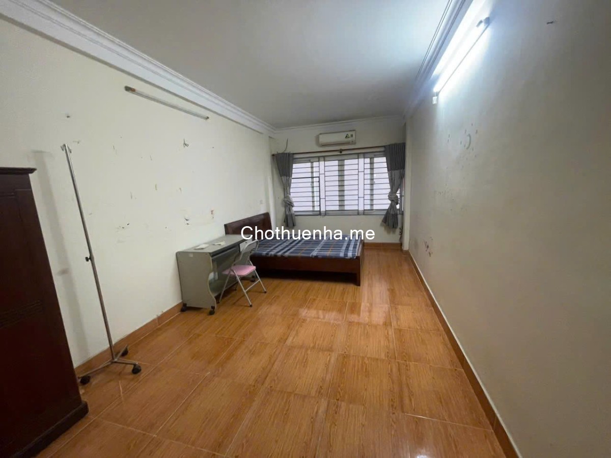 Nhà riêng ngõ 259 vĩnh hưng dt35m2x5t giá 11tr