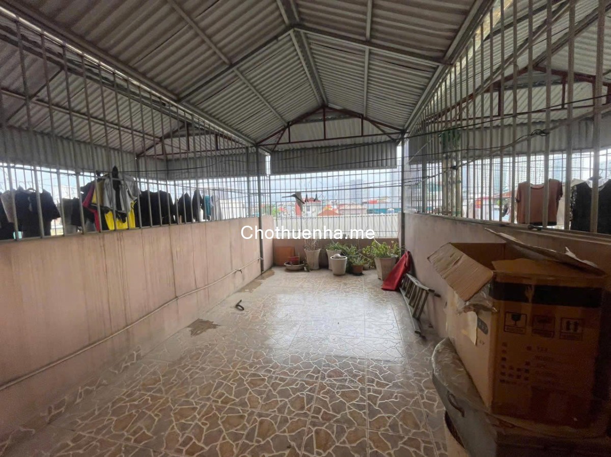 Nhà riêng ngõ 259 vĩnh hưng dt35m2x5t giá 11tr