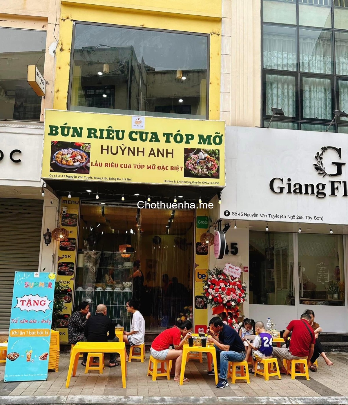 SANG NHƯỢNG CỬA HÀNG BÚN RIÊU PHỐ ẨM THỰC NGUYỄN VĂN TUYẾT, HÀ NỘI