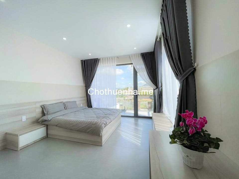 CHO THUÊ VILLA CAO CẤP SÂN VƯỜN NAM HỒ ĐÀ LẠT GIÁ 30 TRIỆU