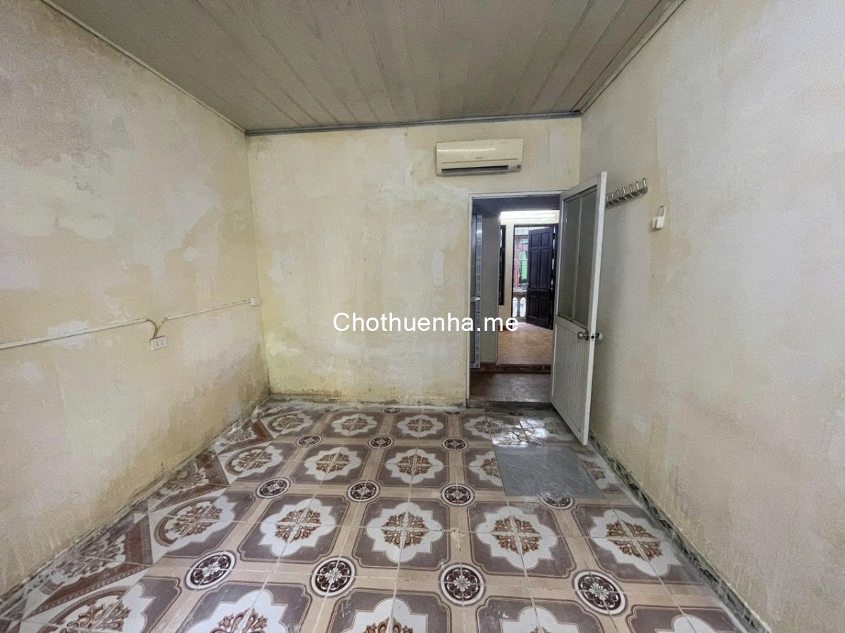 Nhà riêng ngõ 190 hoàng mai dt60m2x2t giá 8tr