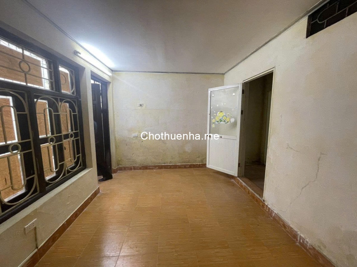 Nhà riêng ngõ 190 hoàng mai dt60m2x2t giá 8tr
