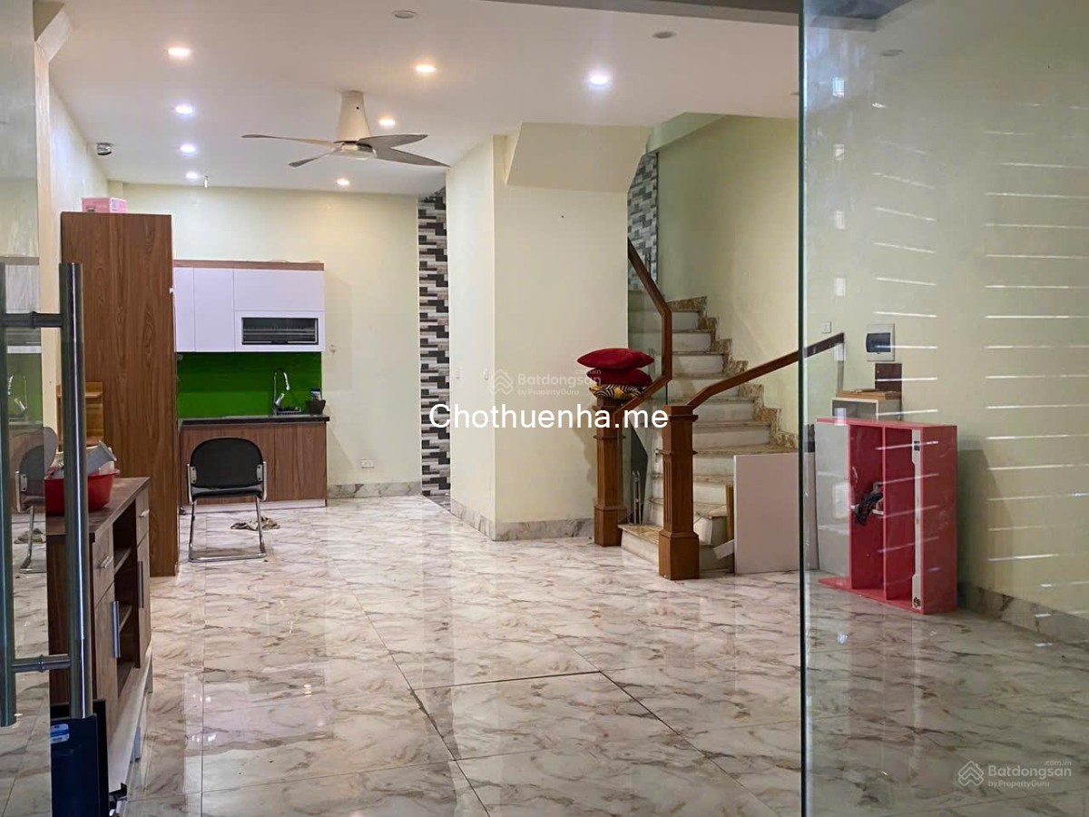 Chính chủ cho thuê nhà 2,5 tầng Phố An Dương, Hồng Hà, Hà Nội, DT 60m2, giá 8,5 tr/ tháng