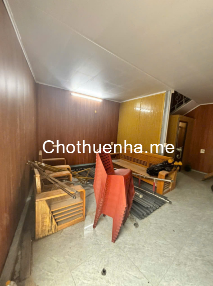 Cho thuê nguyên căn Đức Giang 35m 2 tầng- oto tránh 5,5tr/ tháng