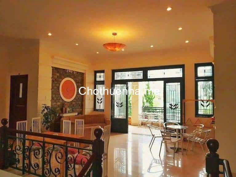 Cho thuê villla sân vườn 1000m2 Nguyễn Hữu Cảnh 12 phòng ngủ giá 48 triệu tại Đà Lạt