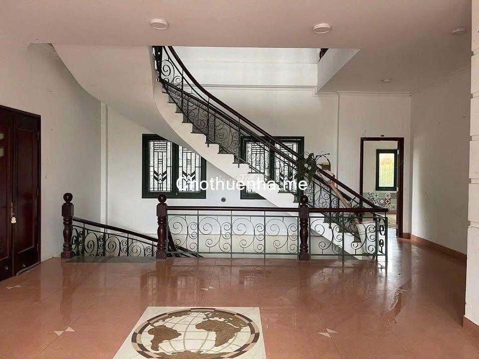 Cho thuê villla sân vườn 1000m2 Nguyễn Hữu Cảnh 12 phòng ngủ giá 48 triệu tại Đà Lạt