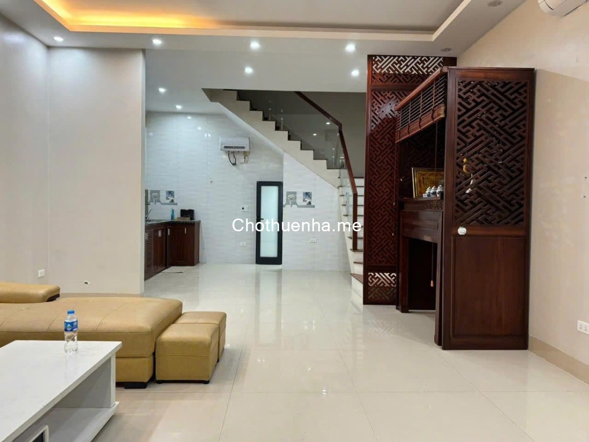 Cho thuê nhà nguyên căn Lai Xá - Hoài Đức DT 75m2, 3 tầng, full nội thất, giá 11tr/tháng