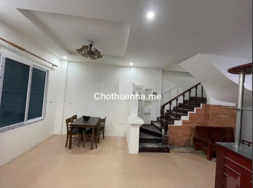CHO THUÊ NHÀ CẦU GIẤY, 42M² × 5 TẦNG 5PN 15 TRIỆU/THÁNG