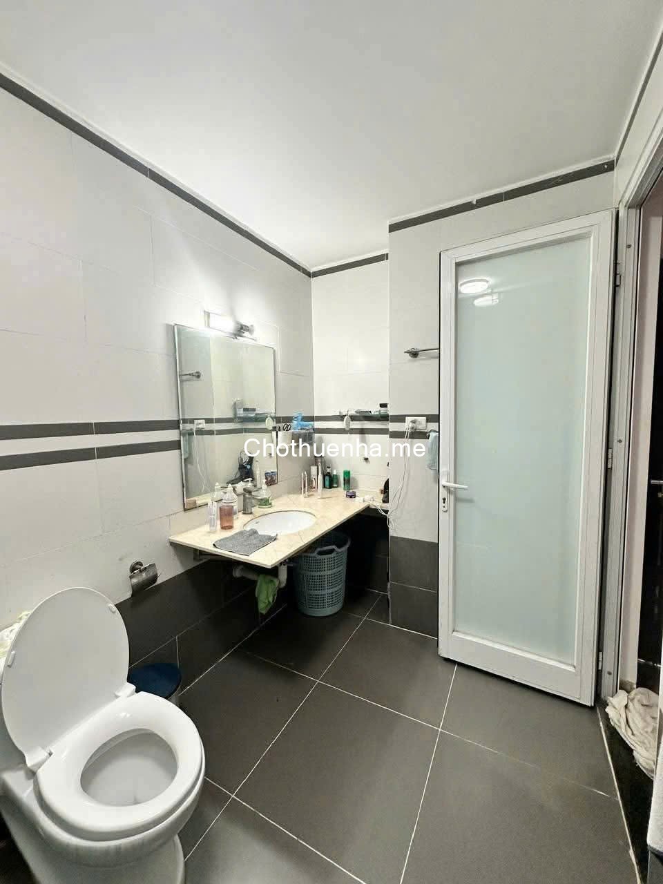 CHO THUÊ NHÀ TRƯỜNG CHINH – ĐỐNG ĐA 45M² × 7 TẦNG MT 6M THANG MÁY 30 TRIỆU/THÁNG