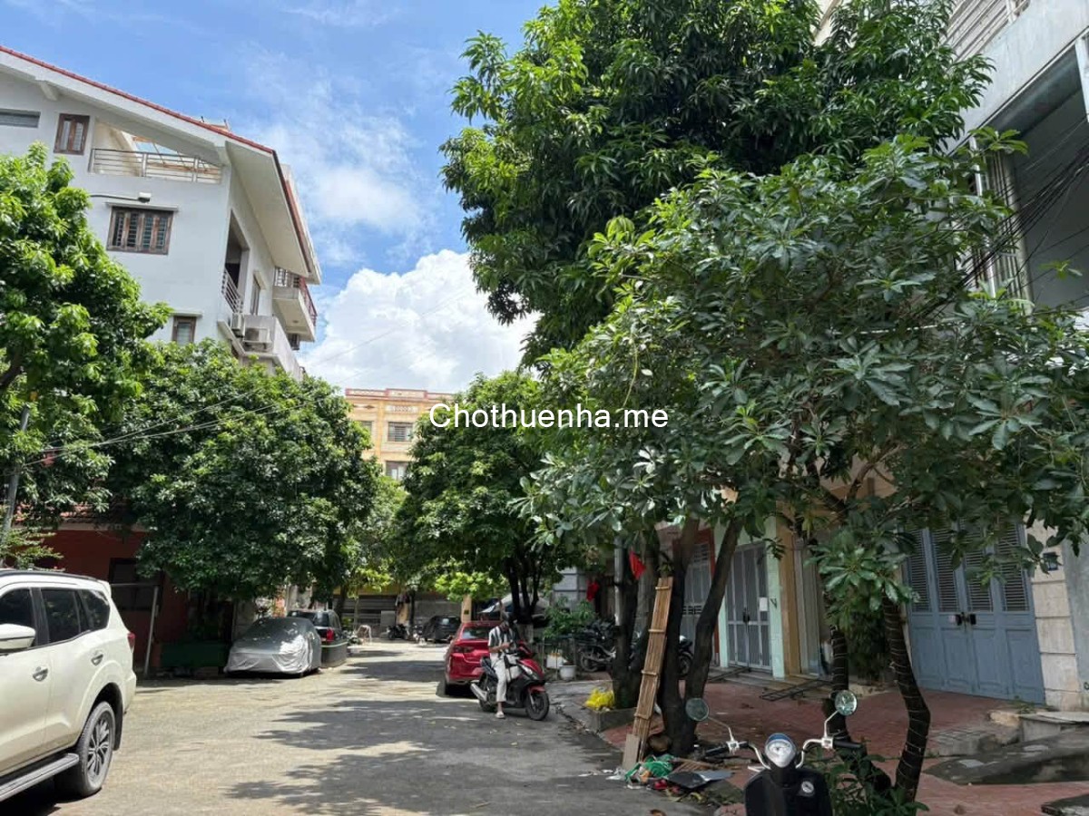 CHO THUÊ NHÀ LIỀN KỀ 67 PHÙNG KHOANG – NAM TỪ LIÊM 50M² × 5 TẦNG MT 4M