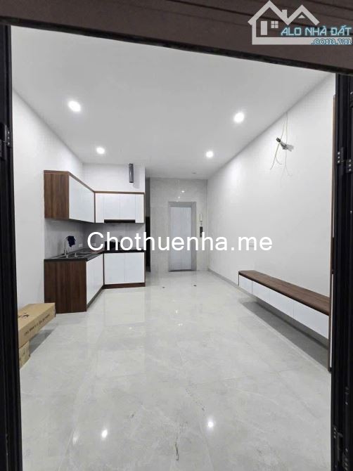 CHO THUÊ NHÀ MỚI PHỐ BÙI HUY BÍCH – HOÀNG MAI 3PN 13 TRIỆU/THÁNG