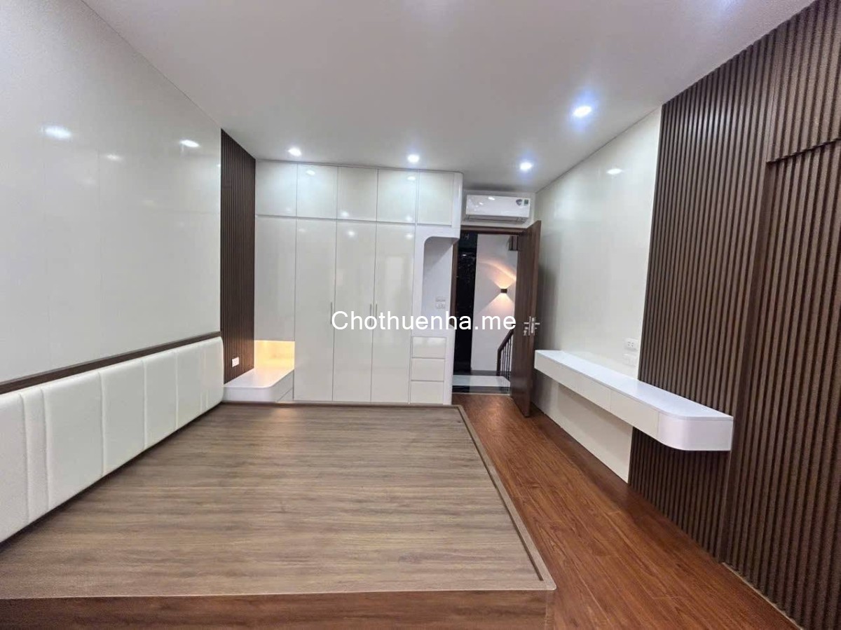 CHO THUÊ NHÀ XÂY MỚI CÓ THANG MÁY – KHÂM THIÊN, ĐỐNG ĐA 6 TẦNG 4PN 17 TRIỆU/THÁNG