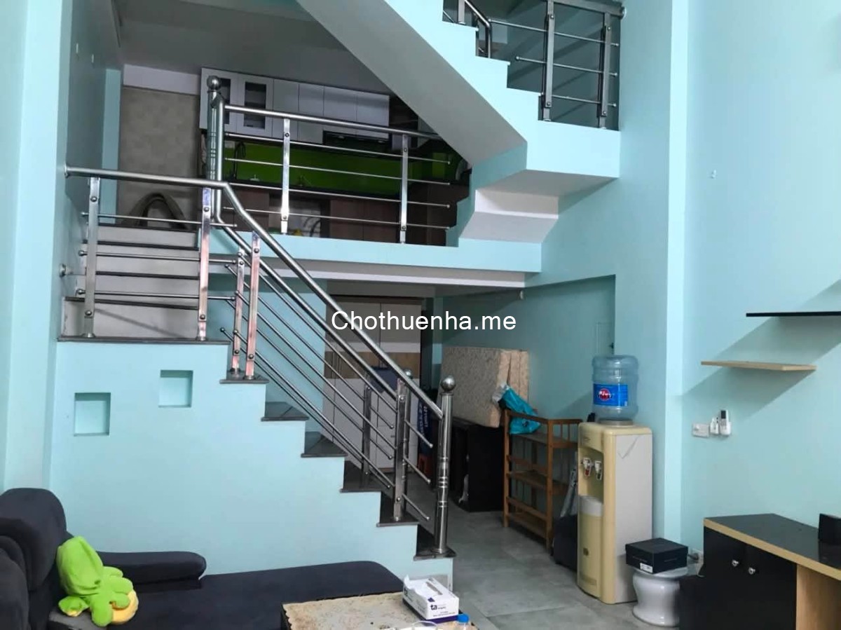 Cho thuê nhà Nguyên Căn Nguyễn Văn Cừ- 4 ngủ- sát phố -Full Nt-9tr/tháng