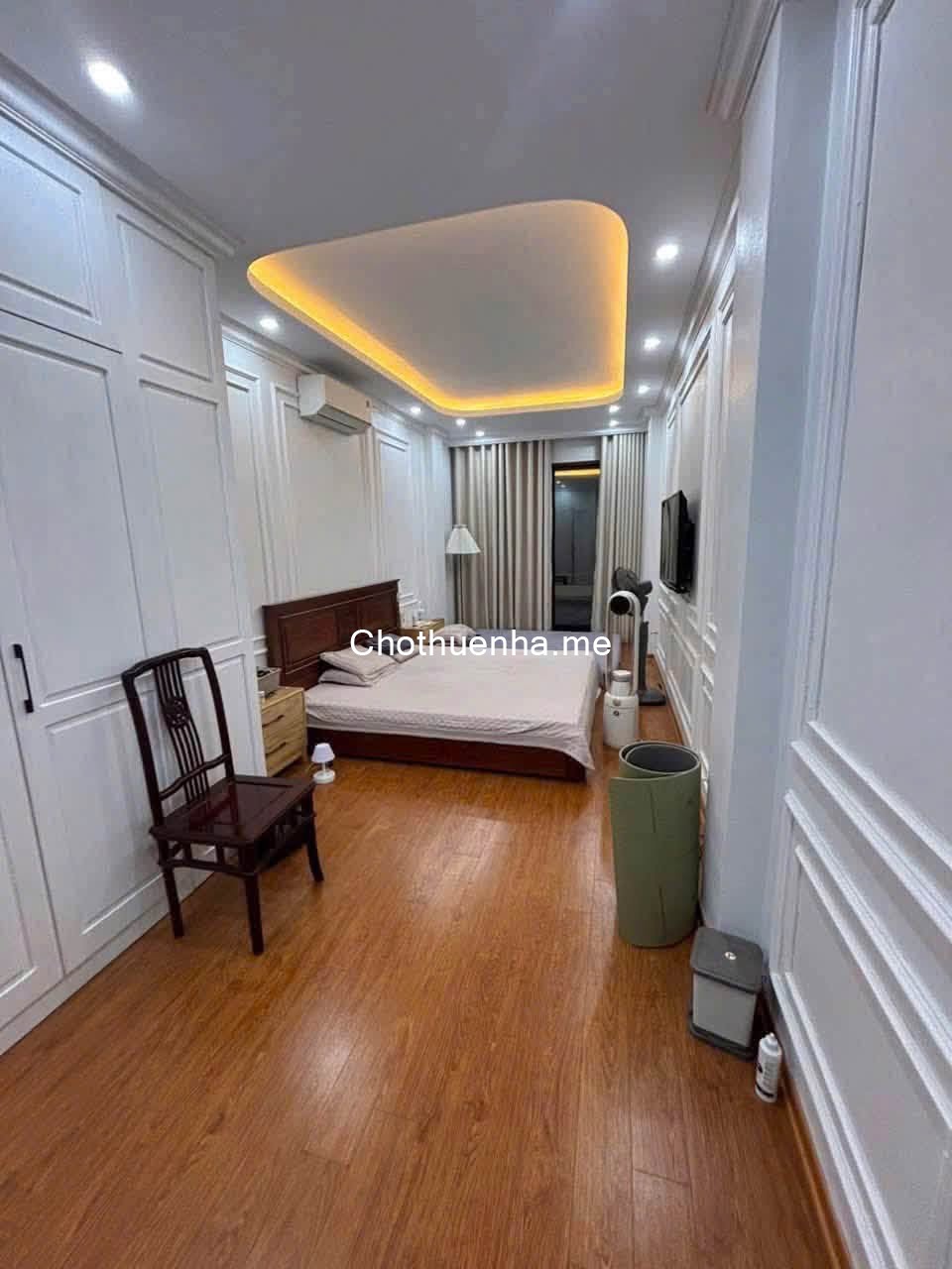 CHO THUÊ NHÀ KĐT NAM CƯỜNG – HOÀNG QUỐC VIỆT 40M² × 6 TẦNG THANG MÁY 18 TRIỆU/THÁNG