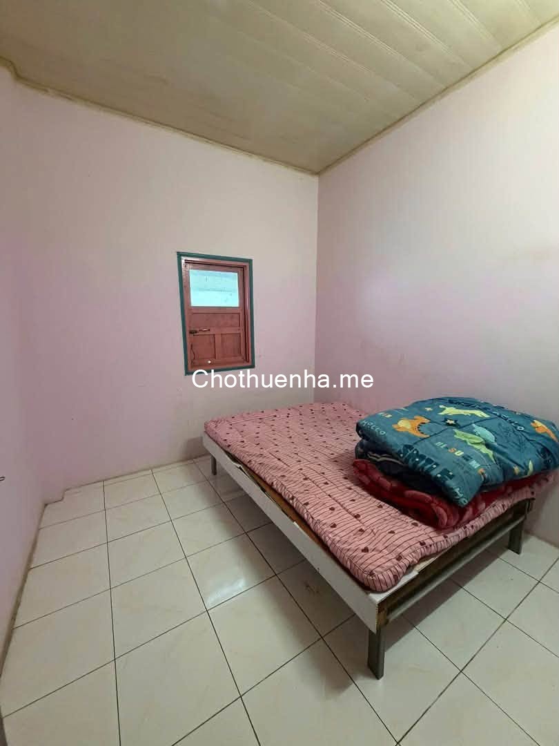 Cho thuê nhà nguyên căn sân rộng mặt tiền Yersin giá 15 triệu tại Đà Lạt Lâm Đồng