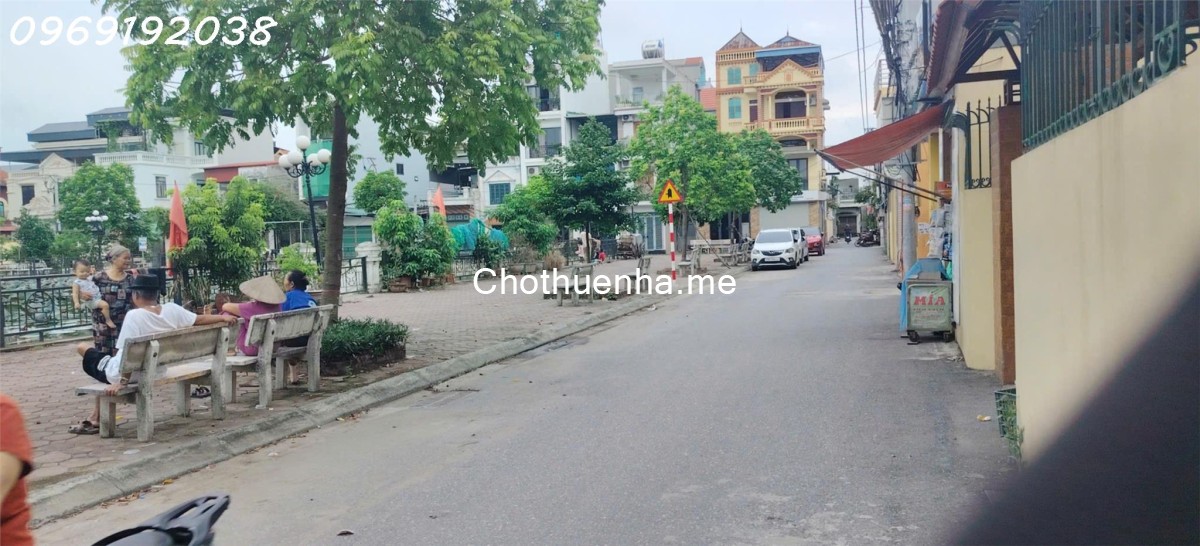 CHO THUÊ NHÀ Ở LÂU DÀI - HỘ GIA ĐÌNH TẠI VĨNH QUỲNH, THANH TRÌ, 40M2 X 2,5 TẦNG