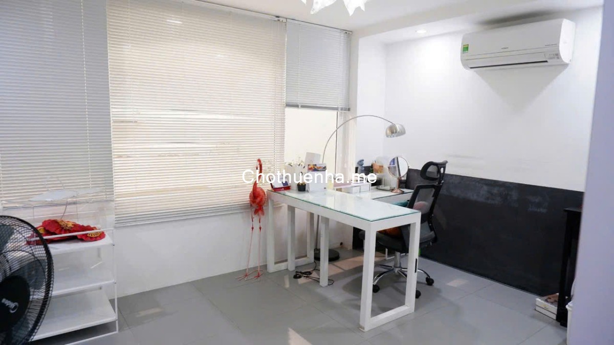 Chính chủ cho thuê nhà làm mặt bằng KD 1 trệt+ 4 lầu, HXH Thành Thái- P. Hoà Hưng, 45tr/th