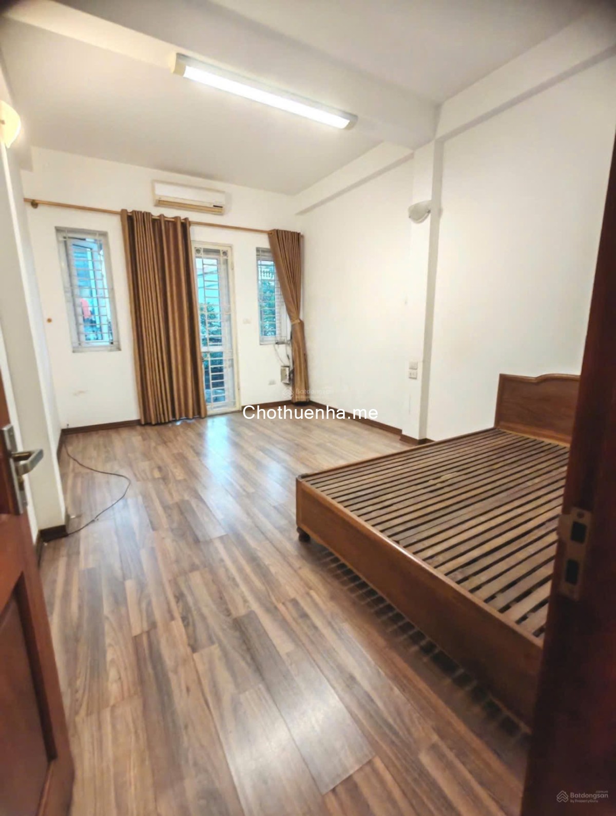 Cho Thuê nhà Nguyên căn Hồng Tiến- 65m 3 tầng 3 ngủ đủ Nội thất 10tr/tháng