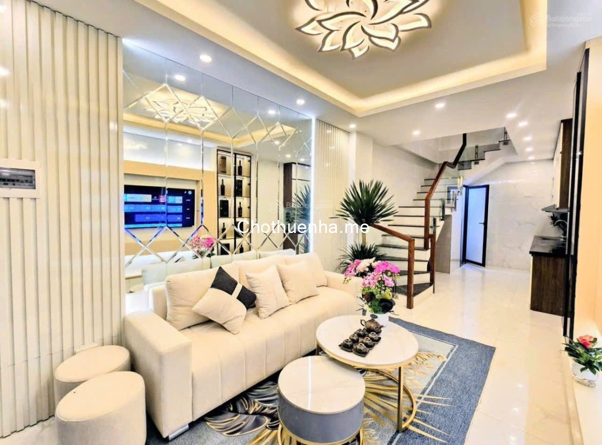 CHO THUÊ NHÀ RIÊNG GIÁP NHỊ – HOÀNG MAI 32M² × 5 TẦNG 3PN 4WC 15 TRIỆU/THÁNG