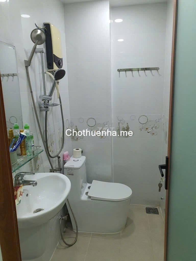 Nhà Full nội thất 1 Trệt lửng 2 lầu 3x8m 2 Phòng 3 wc hẻm 399 Nguyễn Đình Chiểu Giá 15 Triệu