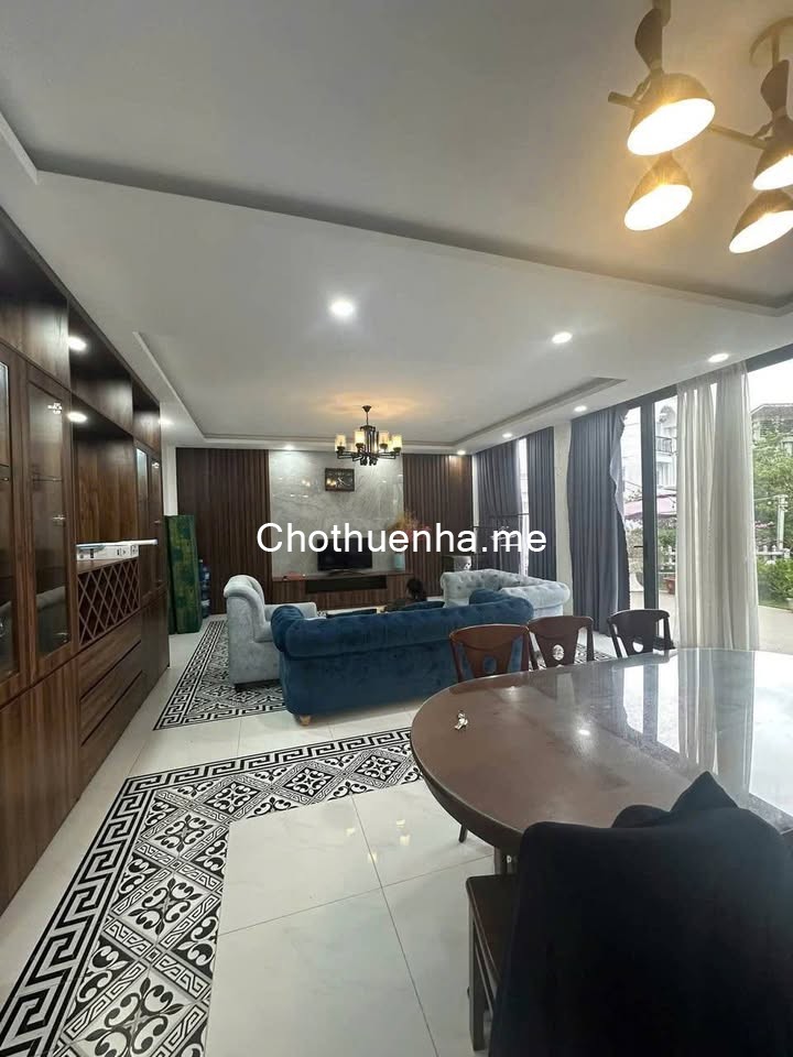 Cho thuê villa sân vườn đầy đue nội thất giá 30 triệu khu du lịch Nam Hồ Đà Lạt Lâm Đồng