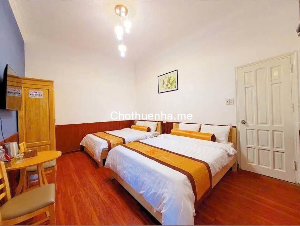 Cho thuê villa 11 phòng ngủ full nội thất đồi Huy Hoàng giá 40 triệu tại Đà LạtLâm Đồng