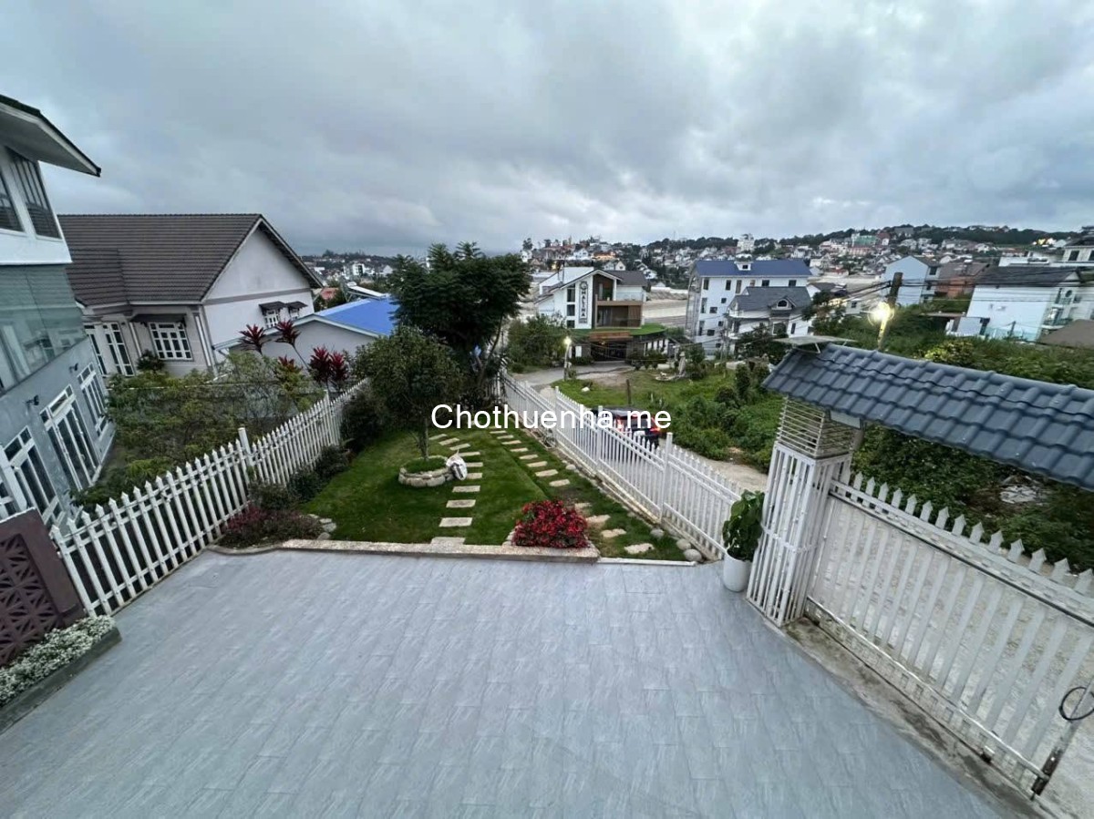 Cho thuê villa sân vườn BBQ full nội thất giá 30 triệu tại phường 8 Đà Lạt Lâm Đồng